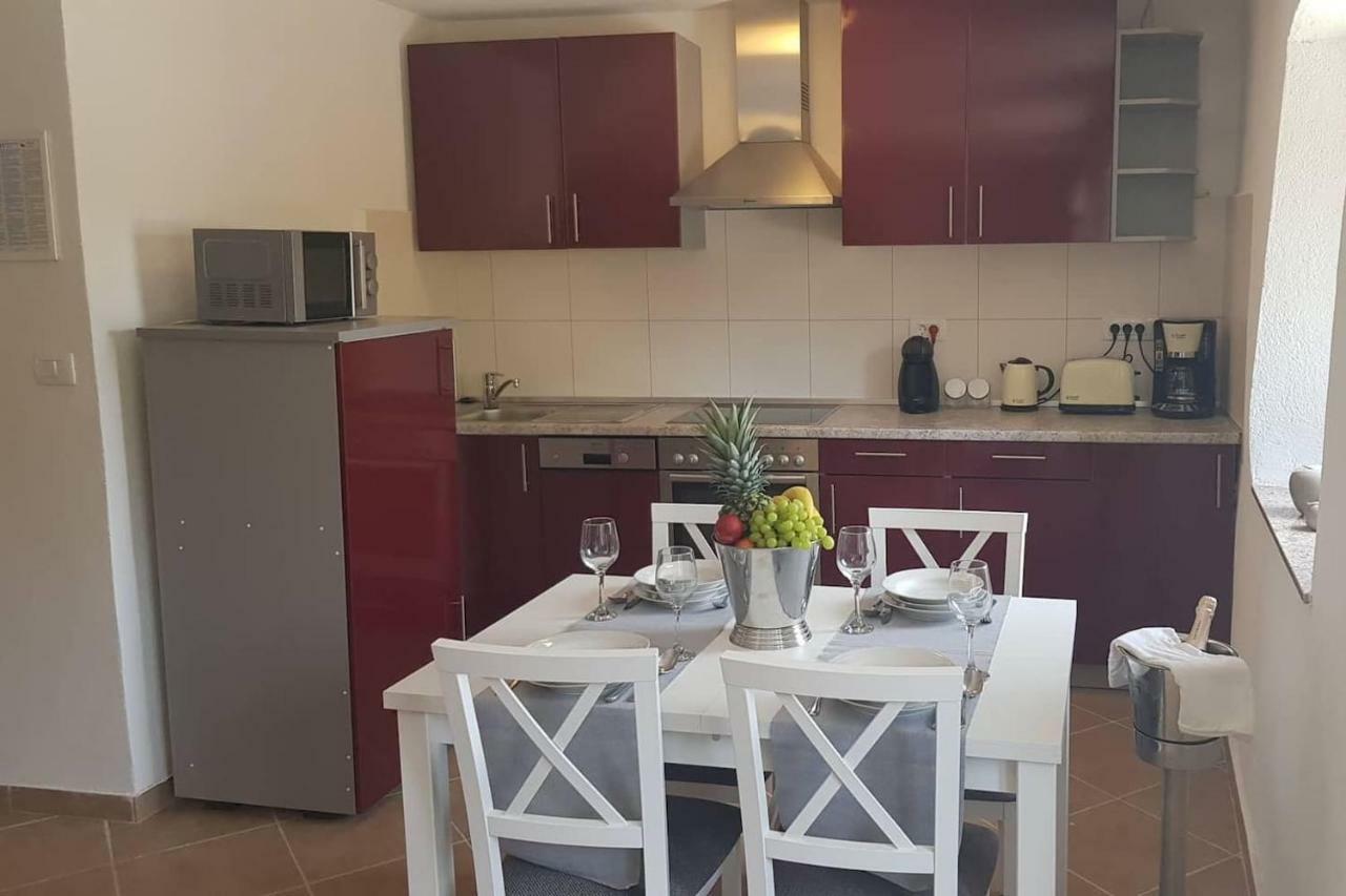 Casa Ferata - Holiday Home Vizinada Ngoại thất bức ảnh